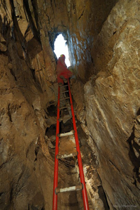 Jeskyně V suti - vchod